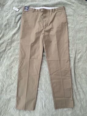 Roundtree & Yorke | 42x36 Khaki Tall Classic Fit Flat Front Pants